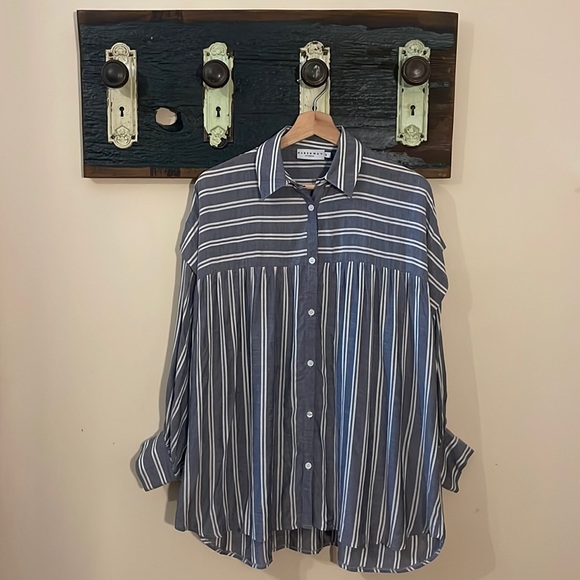 Harshman Randall Grey White Twin Striped Oversized Button Down Blouse Size Small - Picture 4 of 15